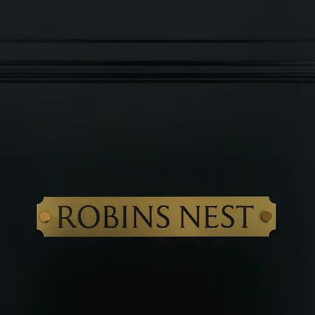 Robins Nest, The Old Bank House * Ambleside